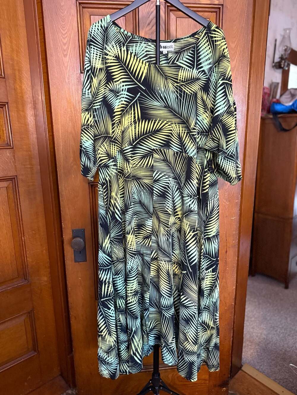 Be·Be·Bop Tropical Palm Leaf Print Midi 0X